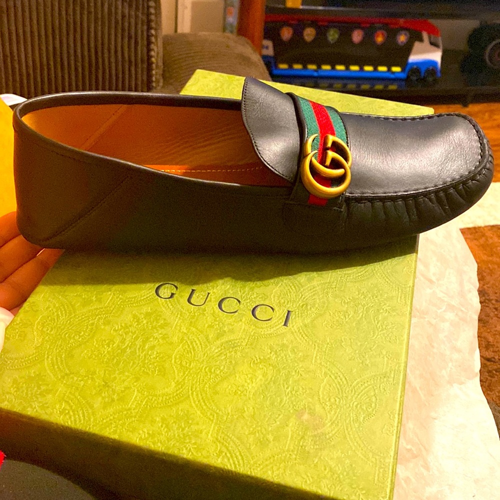 Mens Gucci loafers like new condition worn once